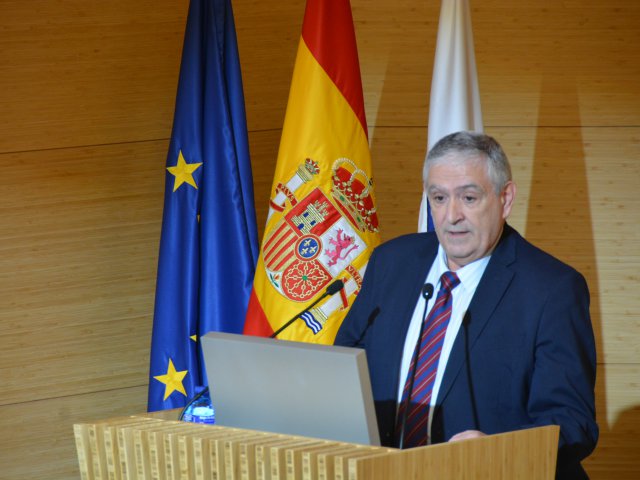 02 El magistrado Fernando Ruiz Piñeiro, durante su intervención sobre la prescripción enfermera